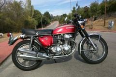 Honda-CB750Four-ano-1971-Guillermo-Moreno-de-Carlos