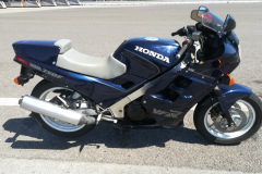 Honda-VFR750F-rc24-1987