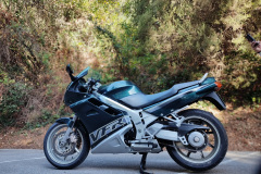 Honda-VFR750F-rc36