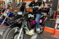 Suzuki-DR800S