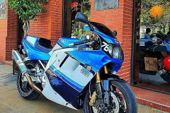 Suzuki-GSXR1100M91-Restomod-Anniversary-Style-Ivan-Hinojo